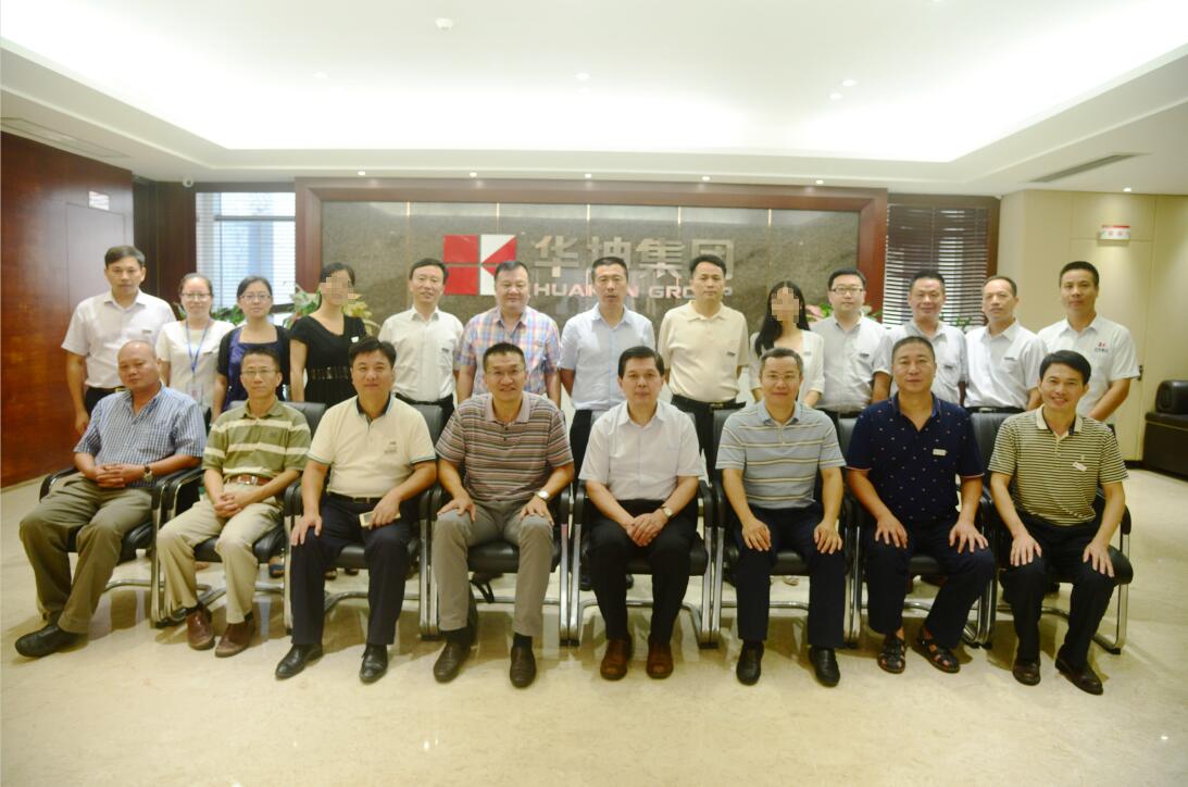 建筑業(yè)如何轉(zhuǎn)型發(fā)展——中國建筑業(yè)協(xié)會會長王鐵宏一行蒞臨華坤公司調(diào)研指導